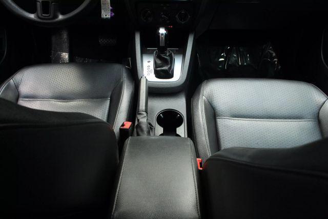 Photo of 2014 Black Volkswagen Jetta