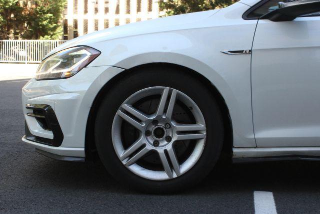 Photo of 2018  Volkswagen Golf R