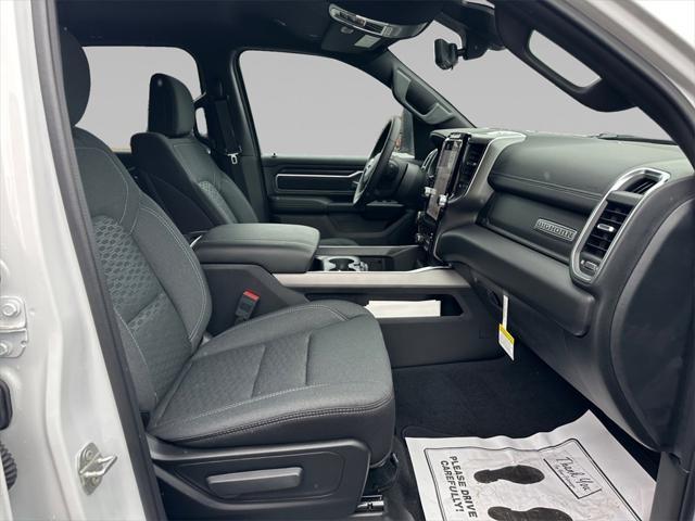 Photo of 2025 Bright White Clearcoat RAM 1500