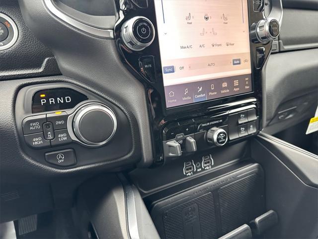 Photo of 2025 Bright White Clearcoat RAM 1500