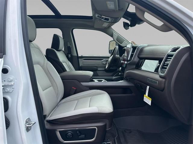 Photo of 2025 Bright White Clearcoat RAM 1500