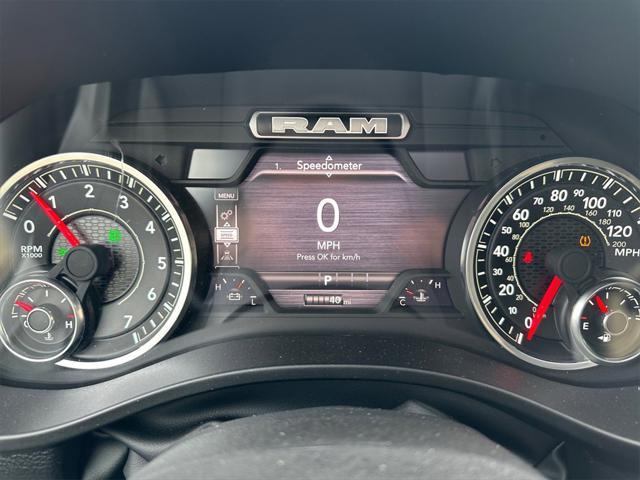 Photo of 2025 Diamond Black Crystal Pearlcoat RAM 1500