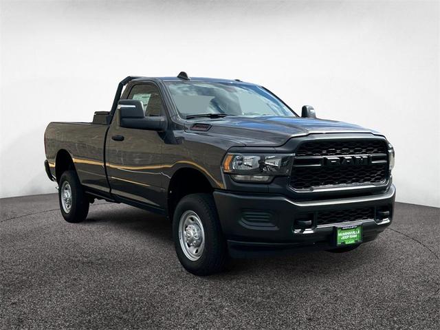 Photo of 2024 Granite Crystal Metallic Clearcoat RAM 2500
