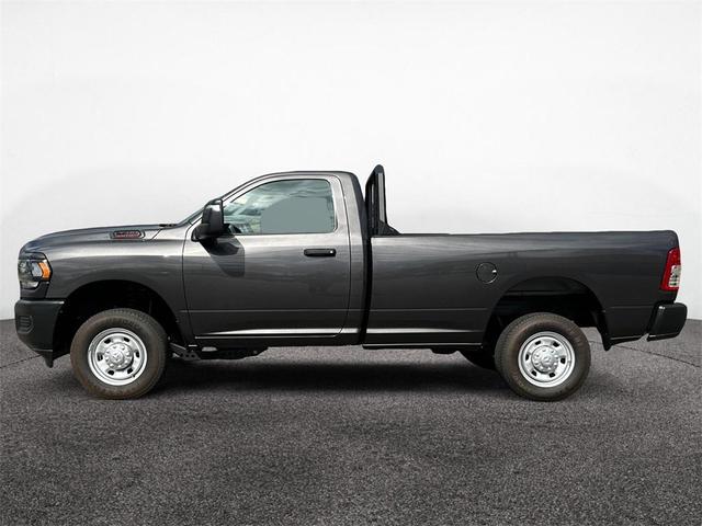 Photo of 2024 Granite Crystal Metallic Clearcoat RAM 2500
