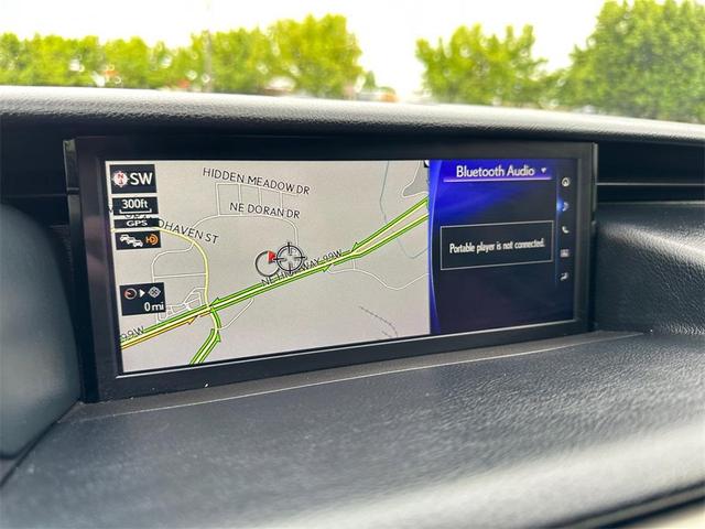Photo of 2018 Ultra White Lexus IS 300