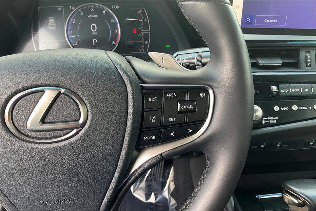 Photo of 2023 Matador Red Mica Lexus ES 350