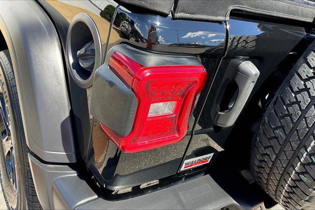Photo of 2021 Black Clearcoat Jeep Wrangler Unlimited