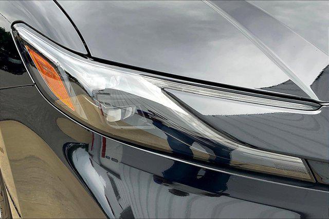 Photo of 2025 Midnight Black Metallic Toyota Camry