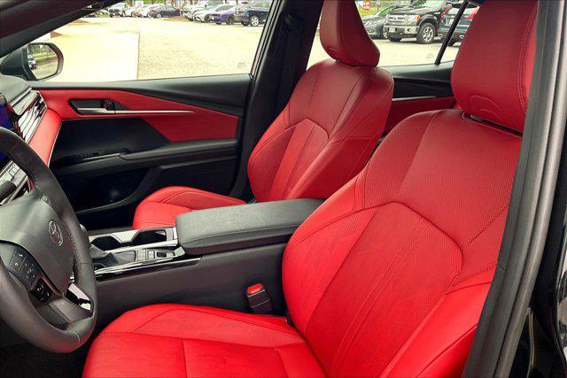 Photo of 2025 Midnight Black Metallic Toyota Camry