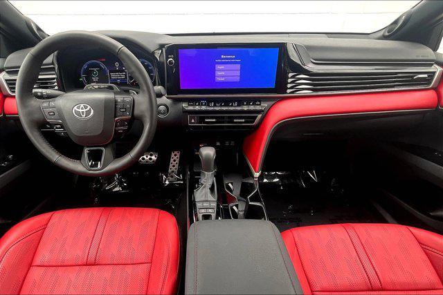 Photo of 2025 Midnight Black Metallic Toyota Camry