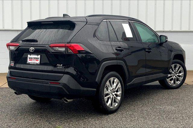 Photo of 2024 Midnight Black Metallic Toyota RAV4
