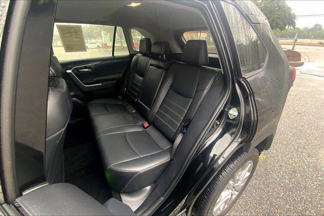Photo of 2024 Midnight Black Metallic Toyota RAV4
