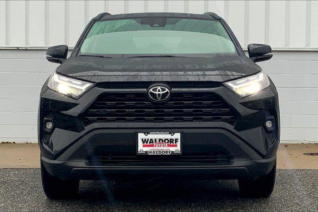 Photo of 2024 Midnight Black Metallic Toyota RAV4
