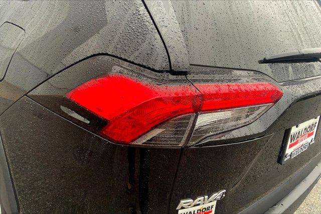 Photo of 2024 Midnight Black Metallic Toyota RAV4