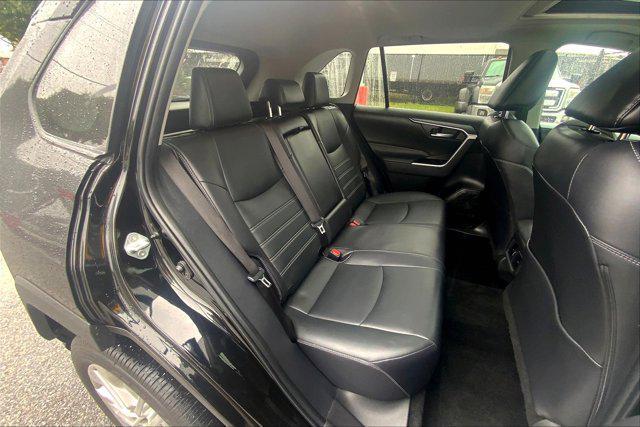 Photo of 2024 Midnight Black Metallic Toyota RAV4