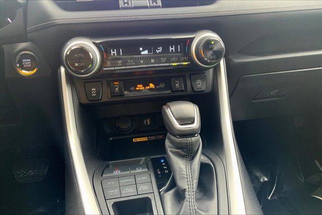 Photo of 2024 Midnight Black Metallic Toyota RAV4