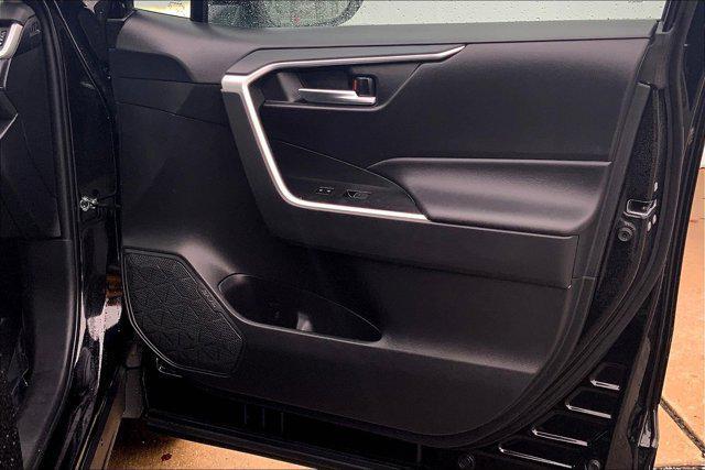 Photo of 2024 Midnight Black Metallic Toyota RAV4