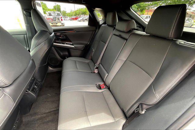 Photo of 2024 Wind Chill Pearl w/Black Roof Toyota bZ4X