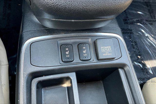 Photo of 2016 White Diamond Pearl Honda CR-V