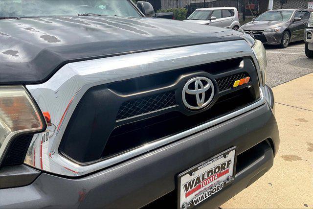 Photo of 2014 Magnetic Gray Metallic Toyota Tacoma