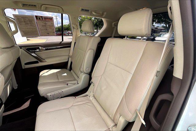 Photo of 2019 Starfire Pearl Lexus GX 460
