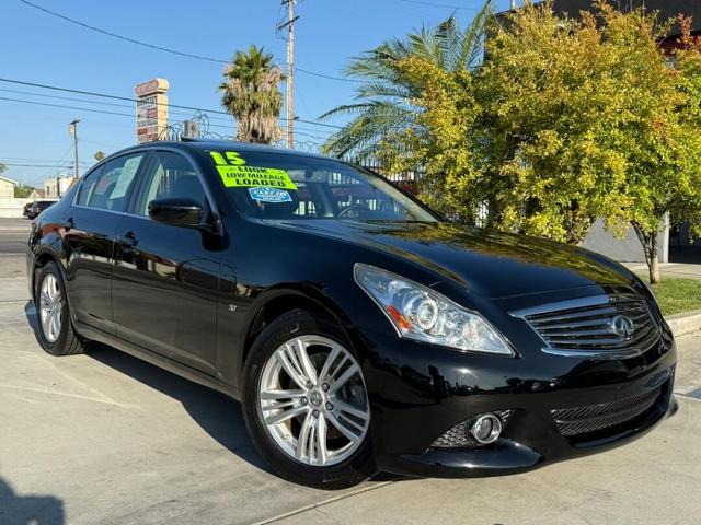 2015 Infiniti Q40
