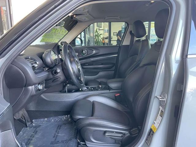 Photo of 2017 Moonwalk Gray Metallic MINI Clubman