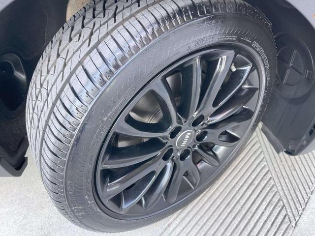 Photo of 2017 Moonwalk Gray Metallic MINI Clubman