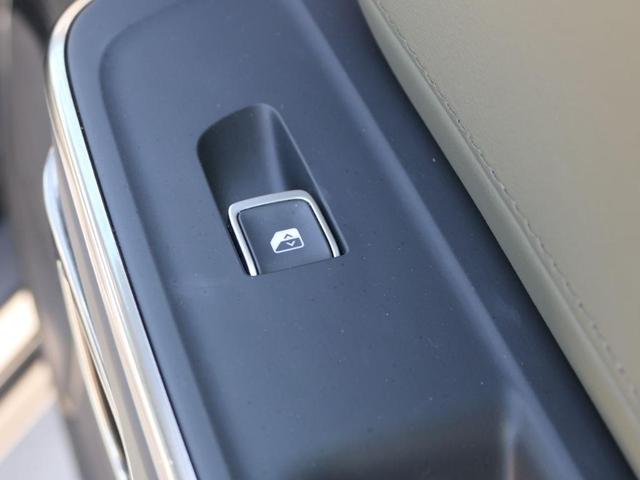 Photo of 2022 Gray Rivian R1T