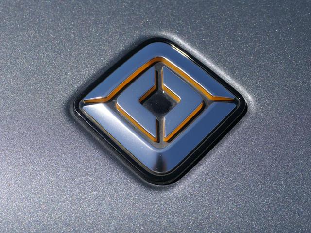 Photo of 2022 Gray Rivian R1T