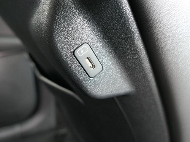 Photo of 2025 Mineral Blue Kia Niro