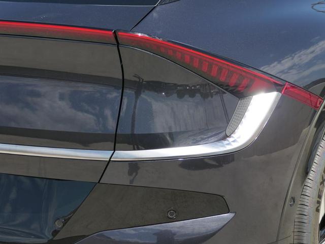 Photo of 2025 Metal Kia EV6