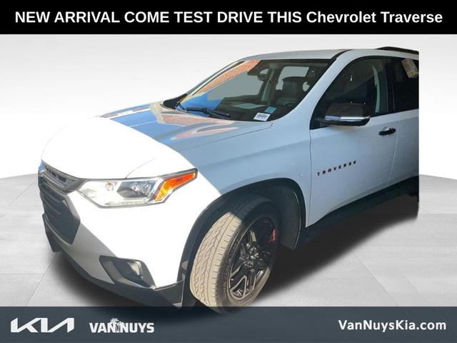 Photo of 2020 Summit White Chevrolet Traverse