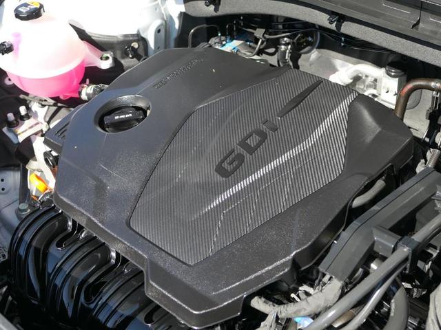 Photo of 2025 Glacial White Pearl Kia Sorento