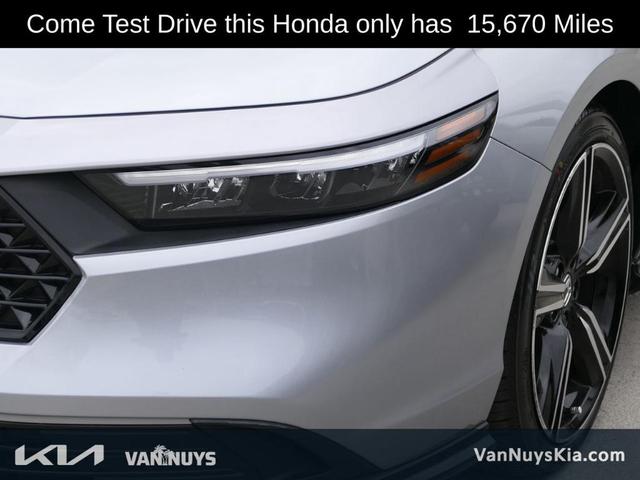 Photo of 2024 Solar Silver Metallic Honda Accord Hybrid