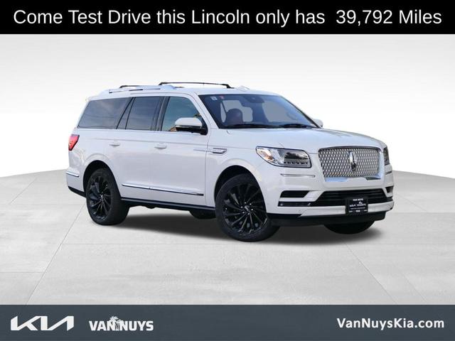 2020 Lincoln Navigator