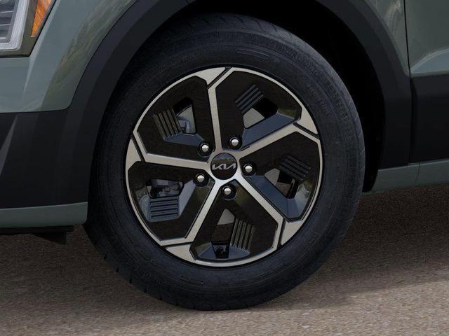 Photo of 2025 Green Kia Niro