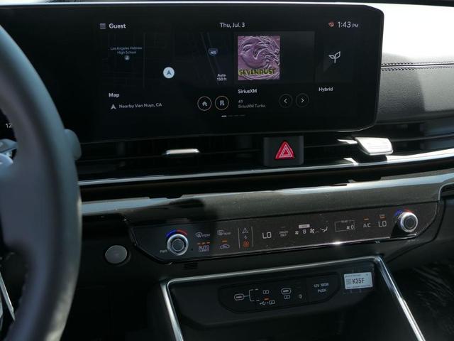 Photo of 2026 Aurora Black Pearl Kia Carnival Hybrid