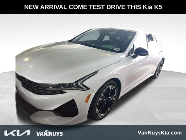 2022 Kia K5