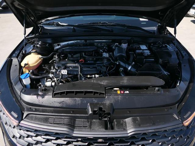 Photo of 2024 Ebony Black Kia K5