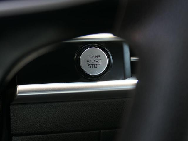 Photo of 2024 Ebony Black Kia K5