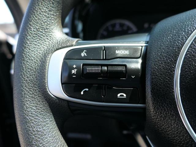 Photo of 2024 Ebony Black Kia K5