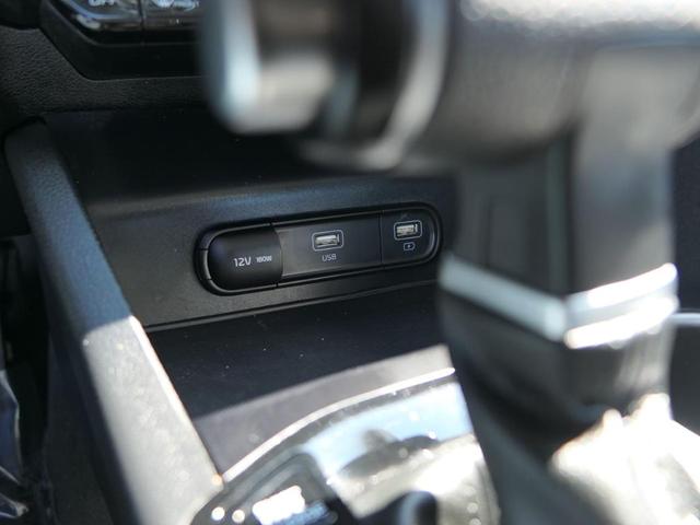 Photo of 2024 Ebony Black Kia K5