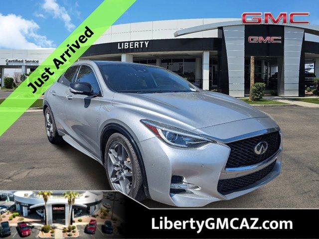 2017 Infiniti QX30