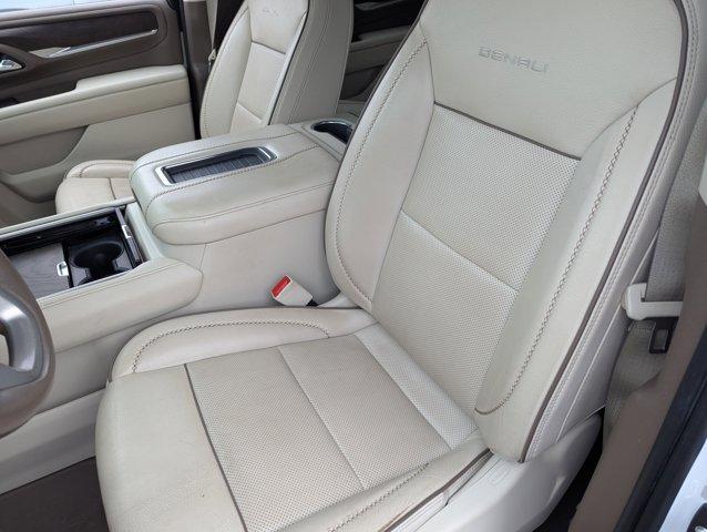 Photo of 2021 Summit White GMC Yukon