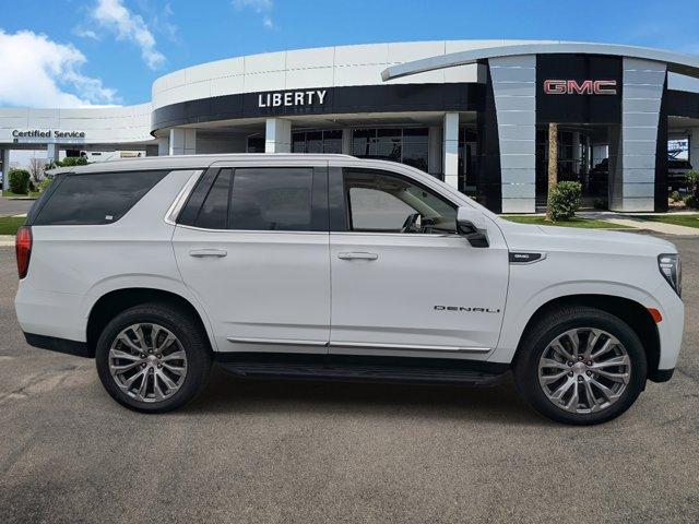 Photo of 2021 Summit White GMC Yukon
