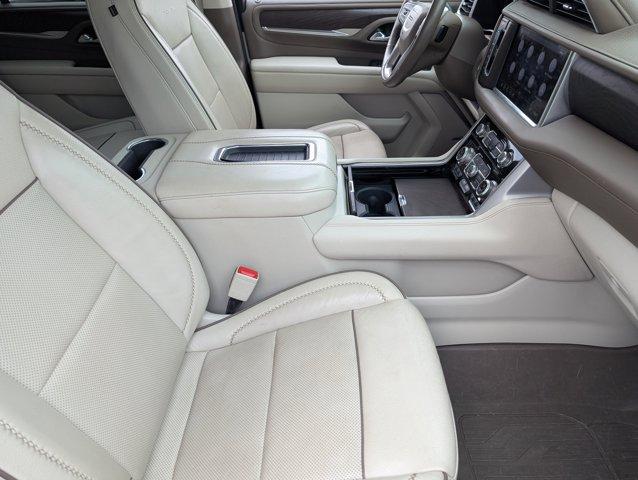 Photo of 2021 Summit White GMC Yukon