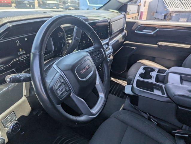 Photo of 2023 Summit White GMC Sierra 1500