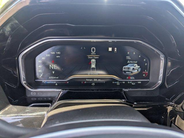Photo of 2023 Summit White GMC Sierra 1500
