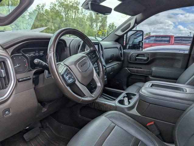Photo of 2020 White Frost Tricoat GMC Sierra 3500
